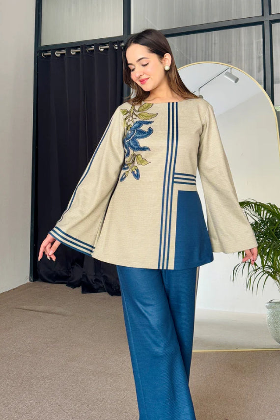 Abstract Floral Fusion Print Kurta with Wide-Leg Bottom