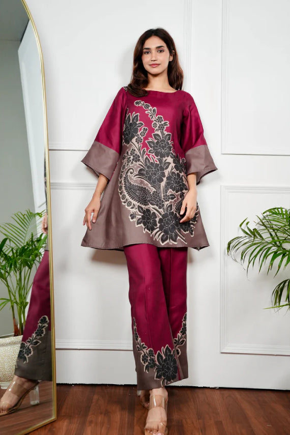 Maroon -Taupe Color,Block Kurta Pant Set with Wide Bell Sleeves